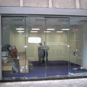 shop front door repair Venice